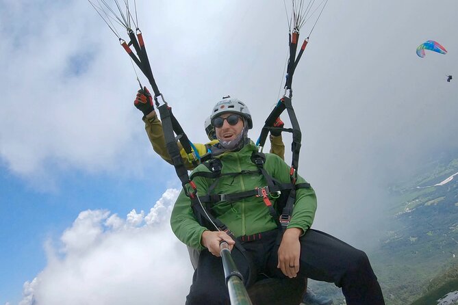 Private Paragliding Flight Experience over the Julian Alps - What the private format is worth