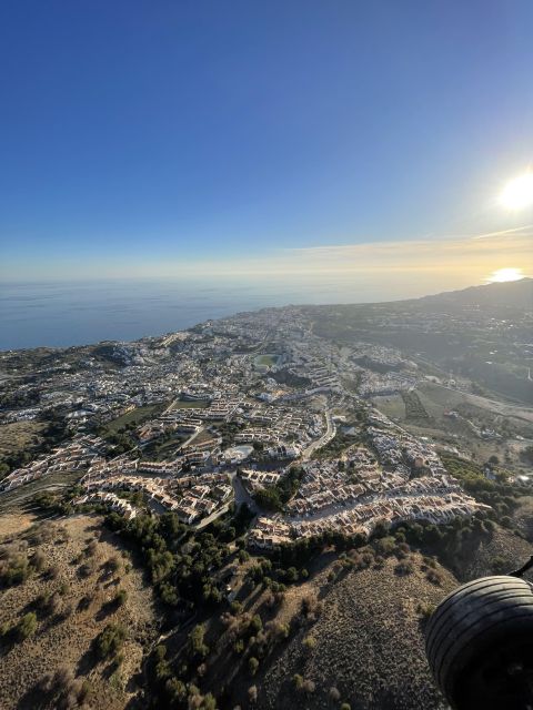 Private Paramotor Flight 30 min - Costa del Sol, Málaga - Clothing, Weather, and Comfort