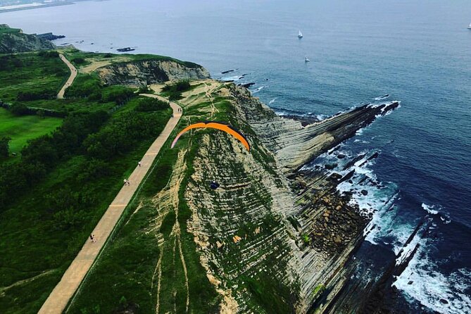 Private Tandem Paragliding Flight in Bizkaia - The views over Barinatxe, Azkorri, and Uribe Kosta