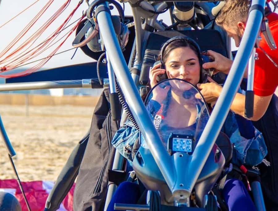 Qatar's Skybound Adventure: Exclusive Private Paratrike tour - Making the most of your camera time