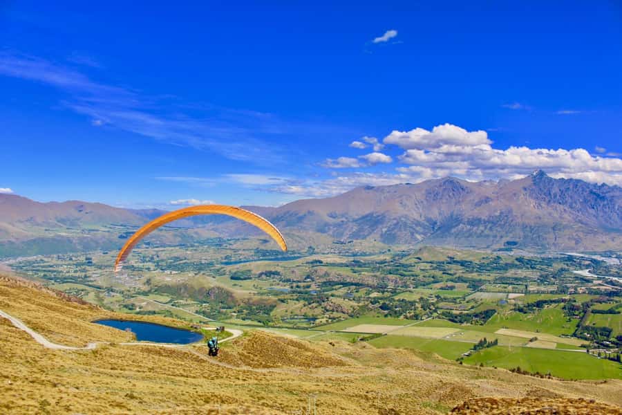 Queenstown: Tandem Paragliding Experience - Safety Briefing Before the Launch