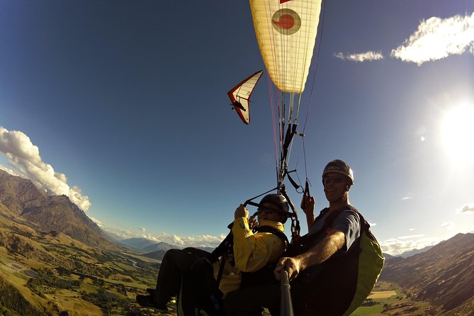Queenstown Tandem Paragliding from Coronet Peak - What the Coronet Peak flight is really like