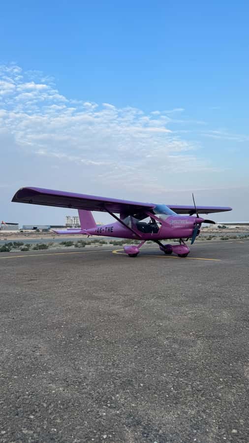 Ras Al Khaimah: Scenic Microlight Adventure Over Desert - Taking Off at Al Jazirah Aviation Club