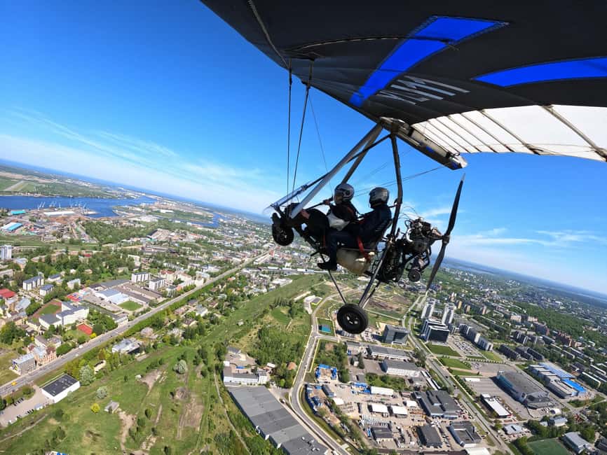 Riga: Hang-Glider 10-Minute Flight Over the City - What this Riga flight really is