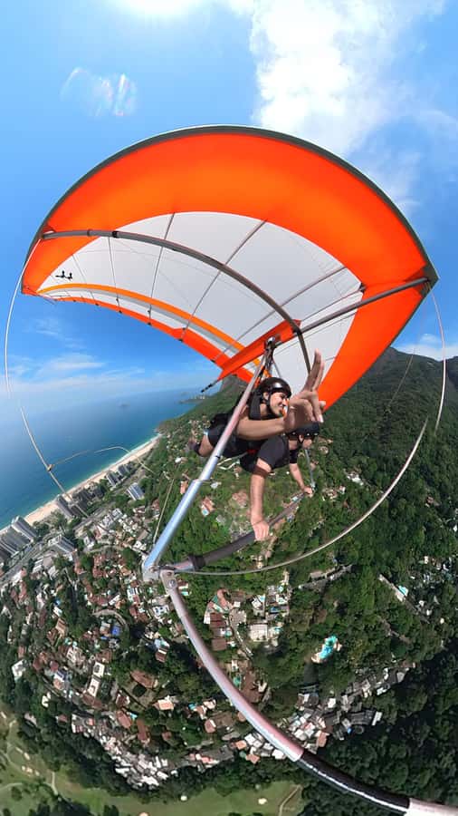 Rio de Janeiro: Hang Gliding or Paragliding Flights - Safety and the human side of the operation