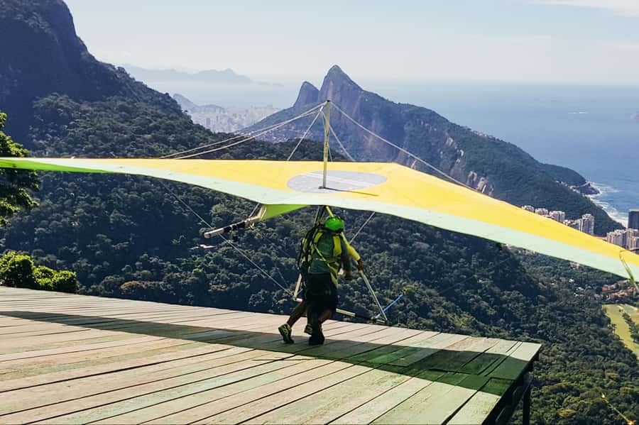 Rio de Janeiro: Hang Gliding Tandem Flight - Practical preparation for the mountain