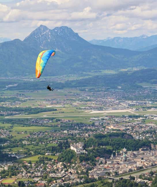 Salzburg: Tandem Paragliding Experience with Pilot - Choosing Winter, Summer, Sunrise, or Sunset