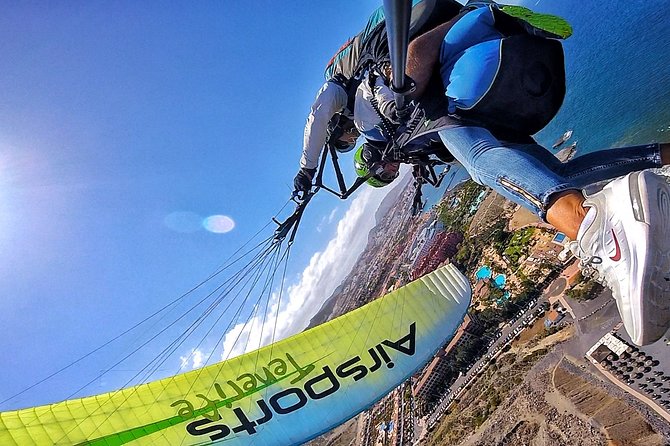 SILVER 1000m paragliding tandem flight above South Tenerife - Seeing Tenerife from the air