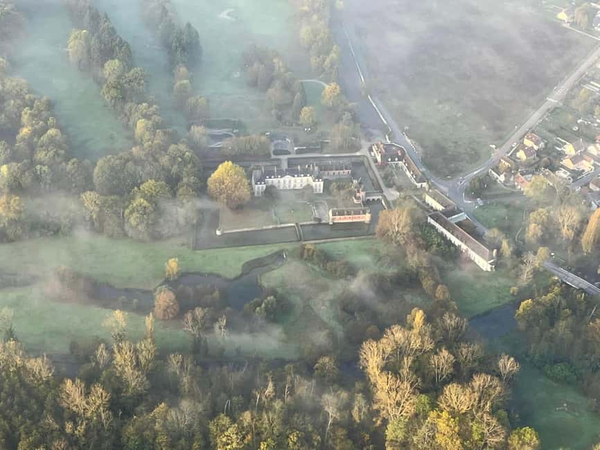 South of Paris: Paramotor Discovery Flight - A flight led by an experienced pilot