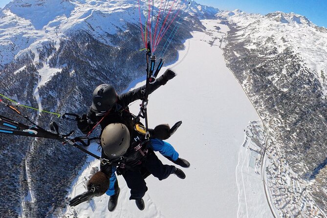 St. Moritz Paragliding Flight Experience - A calm flight with room for mountain views