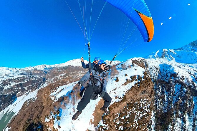 Tandem paraglider in the Pyrenees (Panticosa) + Video of the flight - Flying over the Tena Valley from Panticosa
