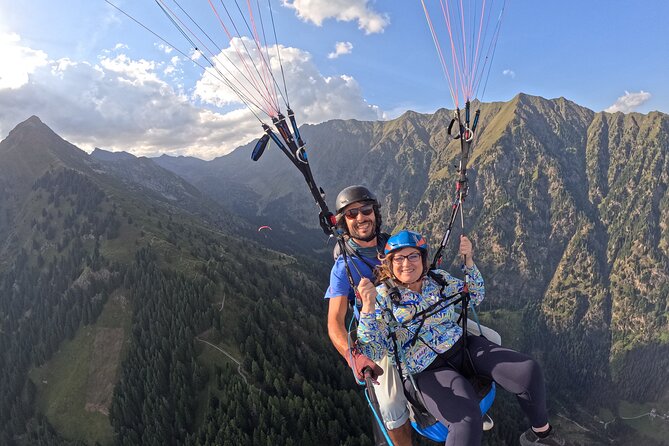 Tandem Paragliding Flight in Dorf Tirol, Merano - Landing across from the TirolFly office