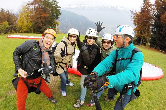 Tandem Paragliding Flight in Lombardy - From Nervous Anticipation to a Smooth Landing