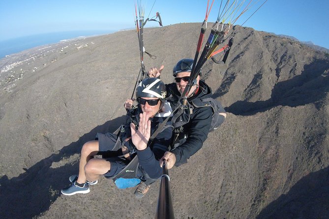 Tandem Paragliding Flight over Tenerife - The views from 800 meters