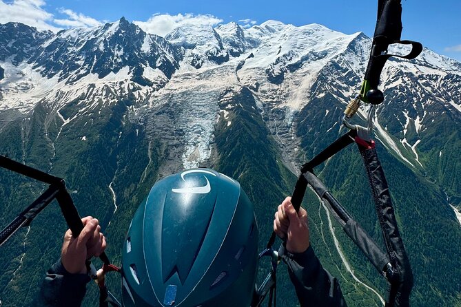 Tandem Paragliding Flight to Chamonix Facing Mont Blanc - What the $203.04 price really covers
