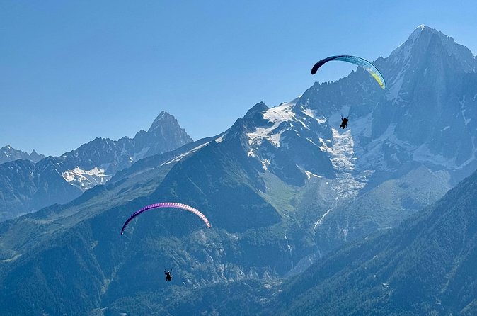 Tandem Paragliding Flight to Chamonix Facing Mont Blanc - Safety, comfort, and the weather question