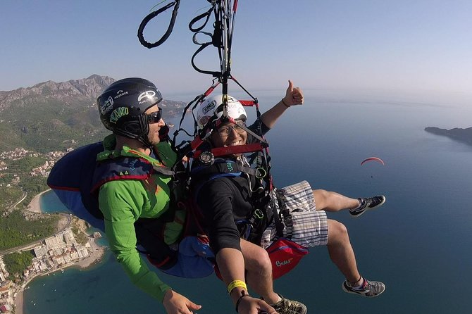 Tandem paragliding in Budva /All-inclusive - What happens at the Budva paragliding base