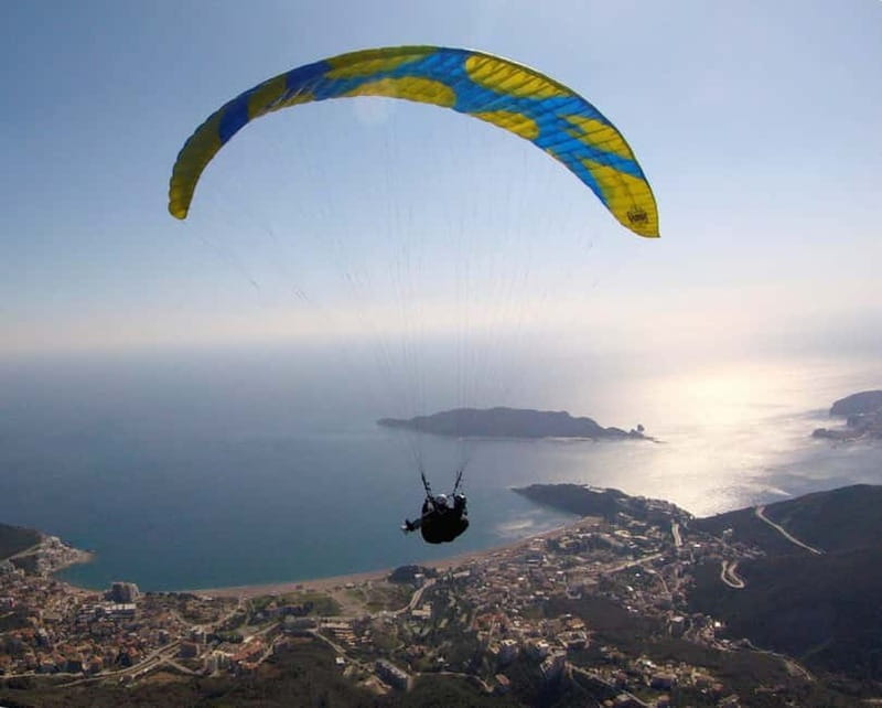 Tandem Paragliding in Budva with Expert Pilots/All-inclusive - Should you book the Budva tandem flight?