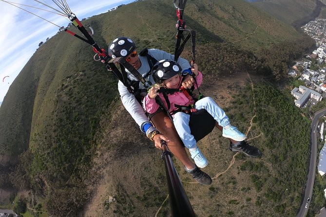 Tandem Paragliding in Cape Town - The landing is gentle, but conditions matter