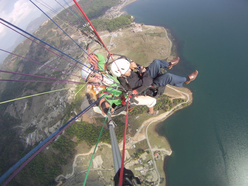 Tandem Paragliding in Pokhara - Himalayan views from a moving seat