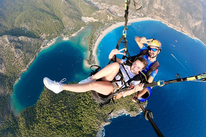 Tandem Paragliding Over The Blue Lagoon in Fethiye - Who will get the most from this activity