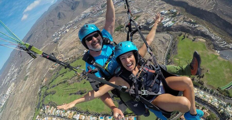 Tenerife: Acrobatic Paragliding Tandem Flight - What the $165 price really covers
