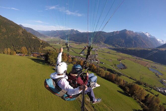 The Best Paragliding Tandem Flights in Zell am See Kaprun - Taking off from Schmittenhöhe above Zell am See