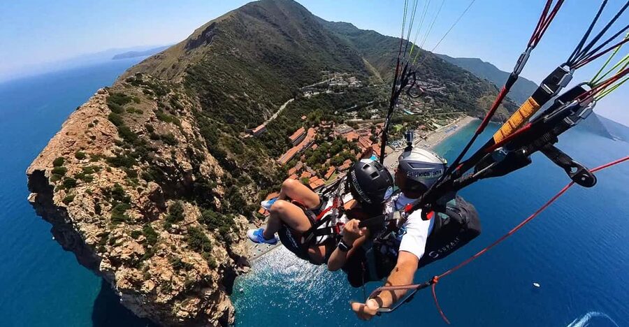 Trapani: Paragliding flight with GoPro photos and videos - A Private Pilot and a Small-Scale Feel