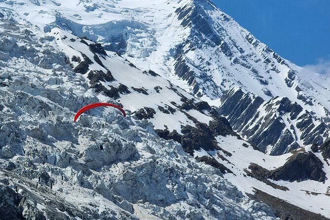 Two-seater paragliding flight in Chamonix - Taking off toward Mont Blanc