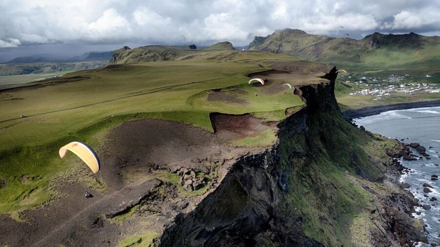 Vík: Paragliding Tandem Flight - Booking, cancellation, and languages