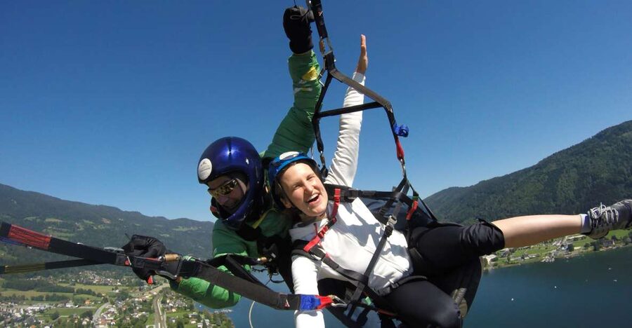 Villach/Ossiachersee: Paragliding "Action" Tandemflug - What 20 to 30 minutes in the air gives you