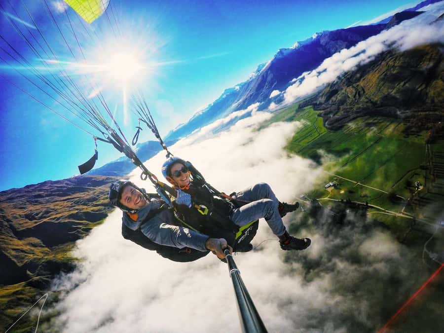 Wanaka: Tandem Paragliding Experience - A simple briefing for first time flyers