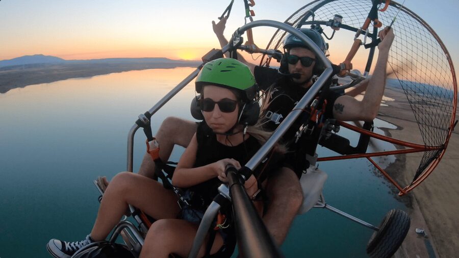 Zaragoza: Aragonese Paragliding Experience - Booking flexibility and practical planning