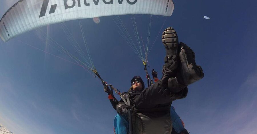 Zell am See: Paragliding Tandem Flight - What the flight feels like in summer and winter