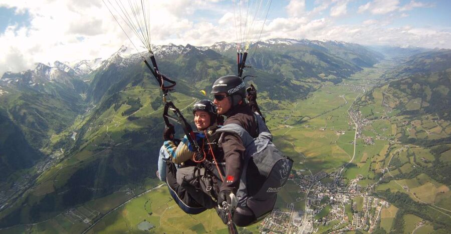 Zell am See: Schmittenhöhe Tandem Paragliding Flight - Key points to know before booking