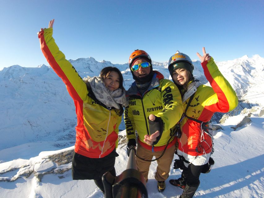 Zermatt: Paragliding Tandem Flight - Meeting point and what to carry